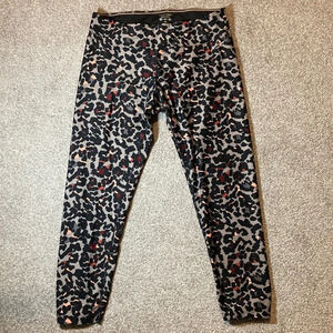 NWOT Calvin Klein Performance animal print cropped leggings L